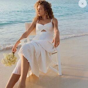 Abercrombie & fitch white Giselle Pleated Dress